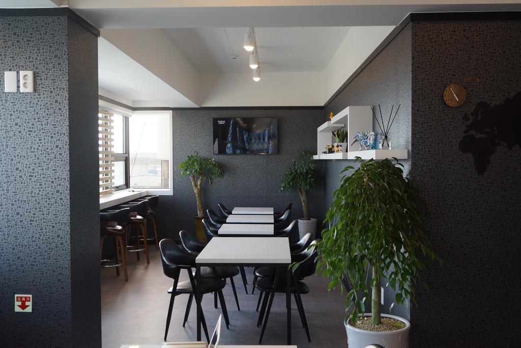 Mozzihostel Busan Station Zewnętrze zdjęcie