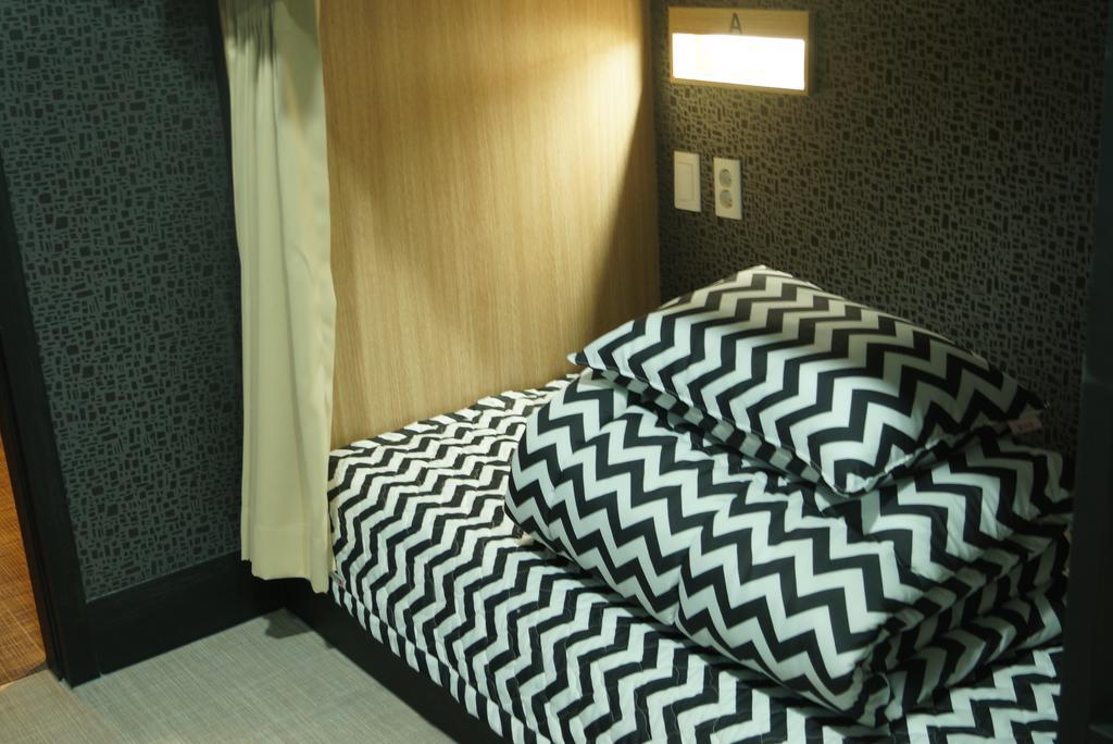 Mozzihostel Busan Station Zewnętrze zdjęcie
