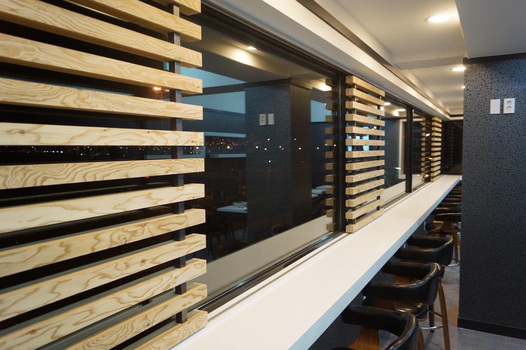 Mozzihostel Busan Station Zewnętrze zdjęcie