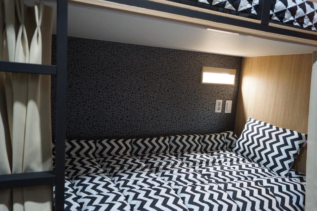 Mozzihostel Busan Station Zewnętrze zdjęcie