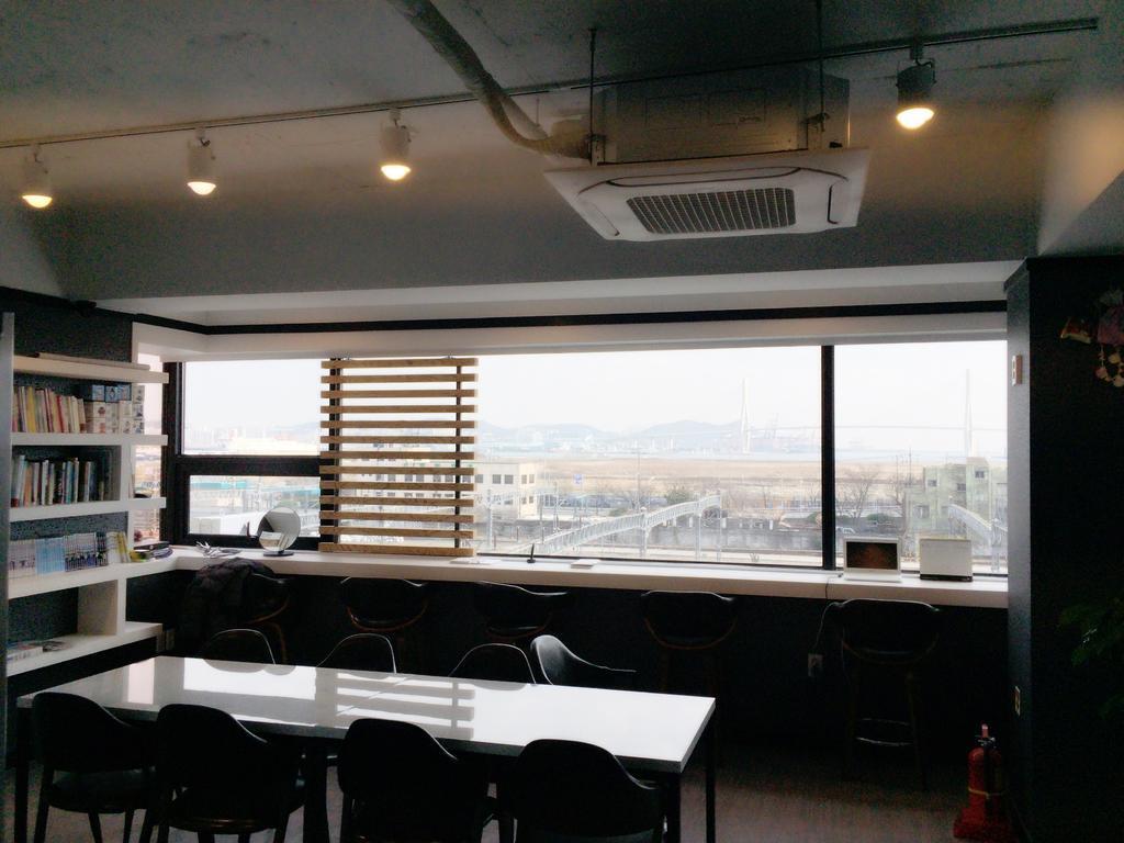 Mozzihostel Busan Station Zewnętrze zdjęcie