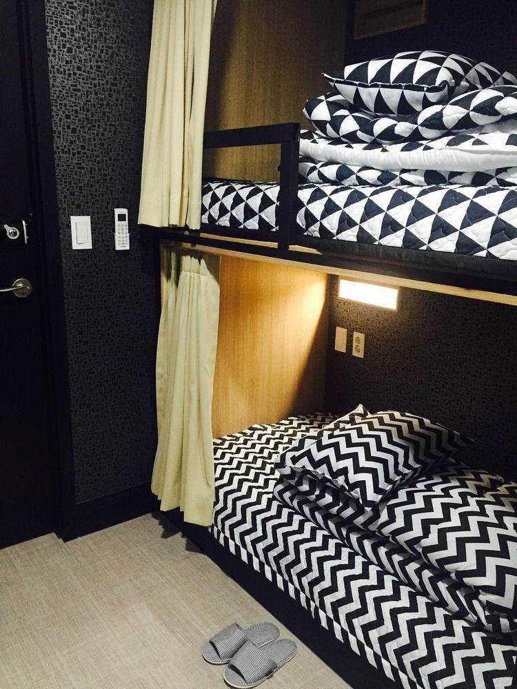 Mozzihostel Busan Station Zewnętrze zdjęcie