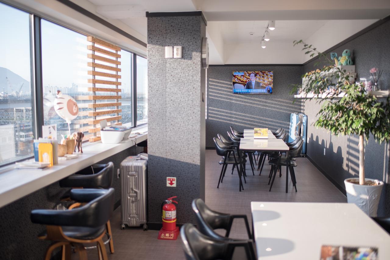 Mozzihostel Busan Station Zewnętrze zdjęcie